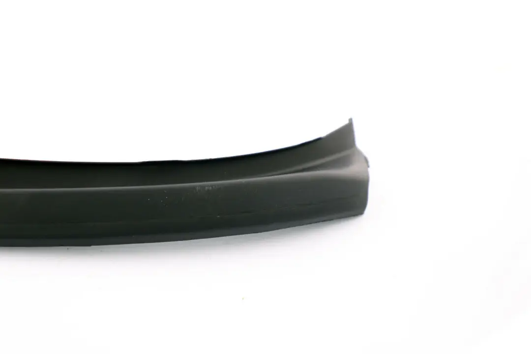 BMW E65 E66 Osłona odpływ wody bagażnika lewy tył - SKU 7033259 - Numer Części 51717033259