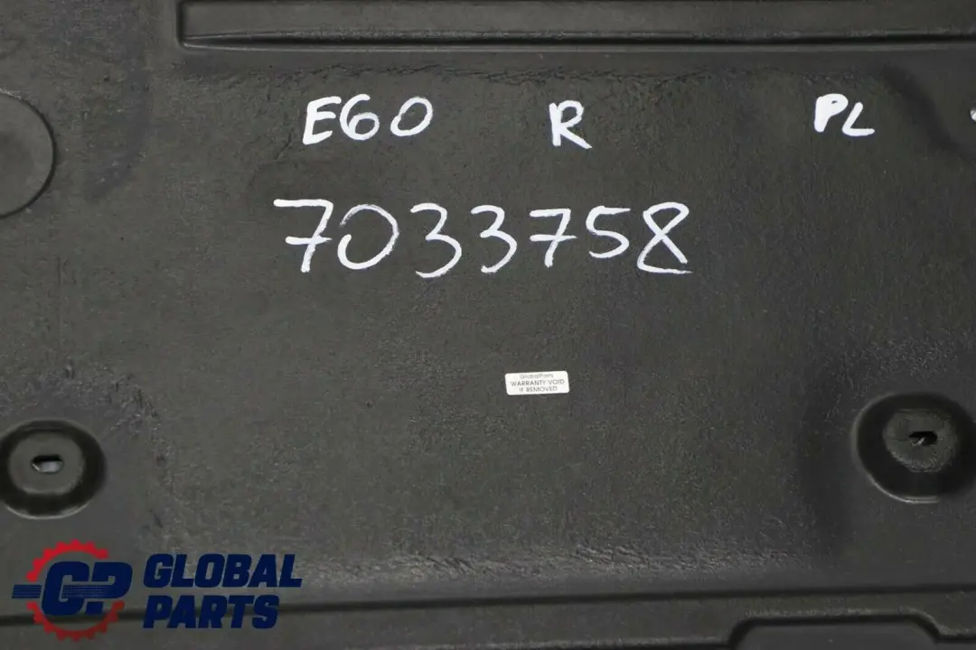 Unterbodenverkleidung Verkleidung rechts für BMW 5 er E60 E61 mit Teilenummer 7033758 BMW 5 er E60 E61 Unterbodenverkleidung Verkleidung rechts - SKU 7033758 - Teilenummer 7033758