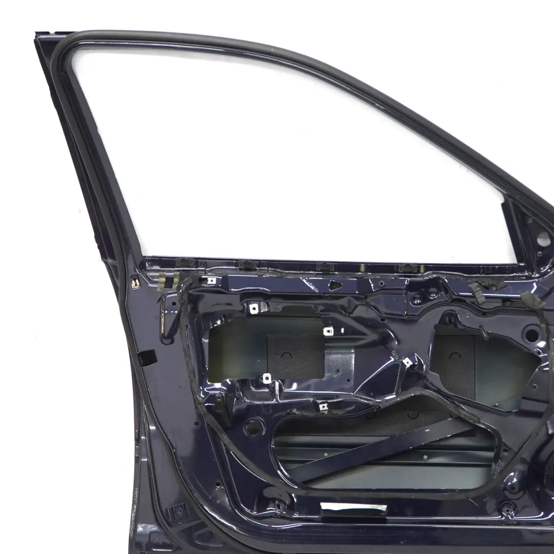 Porta anteriore sinistra Orientblau Blu - 317 per BMW E46 Berlina Touring con numero di parte 7034151 BMW E46 Berlina Touring Porta anteriore sinistra Orientblau Blu - 317 - SKU 7034151-OB - Numero di parte 7034151