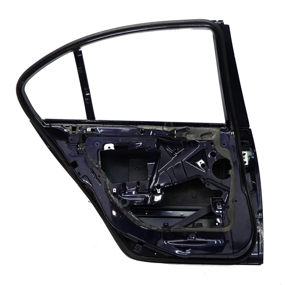 Porta posteriore sinistra Orientblau Blu Metallizzato - 317 per BMW E46 Berlina con numero di parte 7034153 BMW E46 Berlina Porta posteriore sinistra Orientblau Blu Metallizzato - 317 - SKU 7034153-OB - Numero di parte 7034153