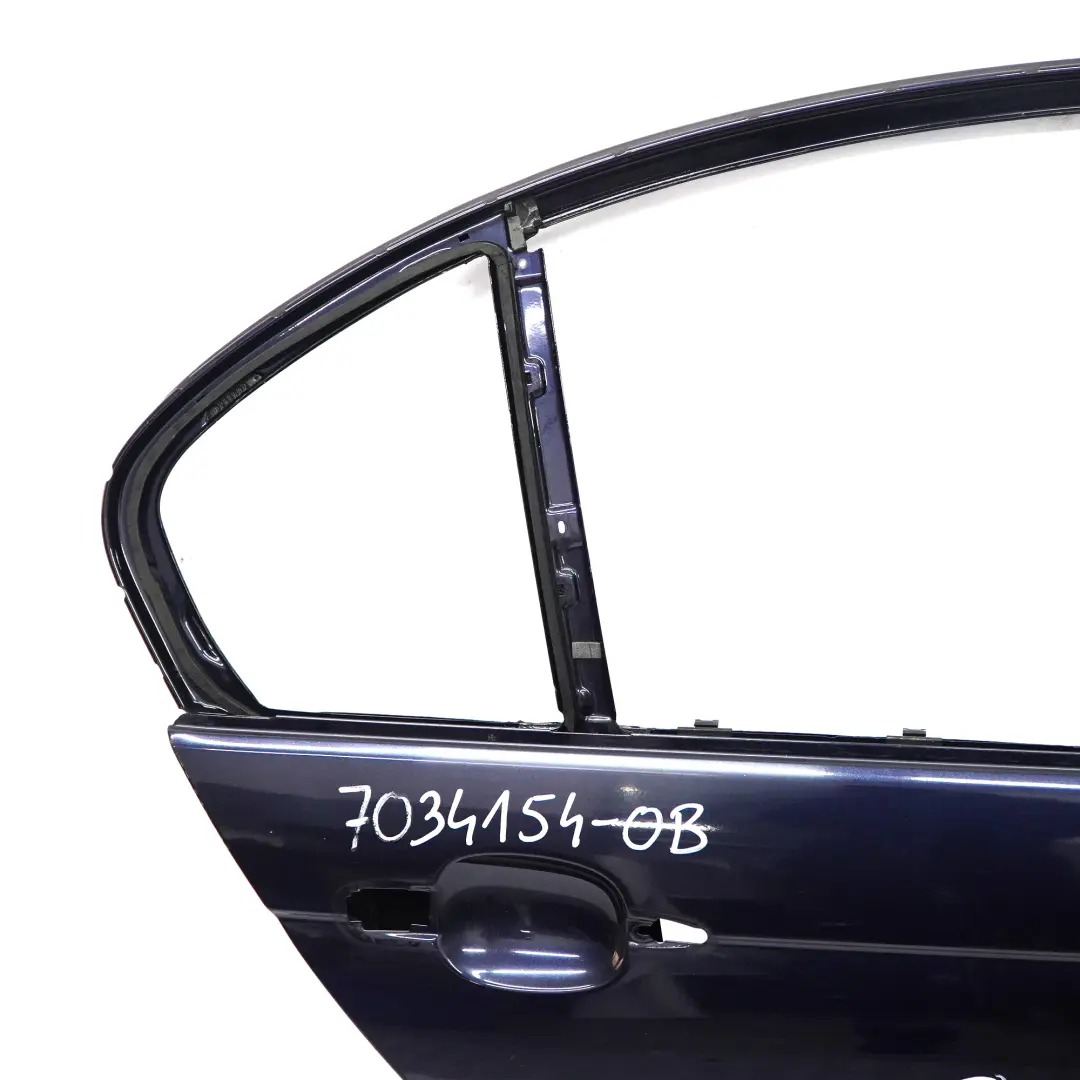 Porta posteriore destra Orientblau Orient Blue Metallic - 317 per BMW E46 Berlina con numero di parte 7034154 BMW E46 Berlina Porta posteriore destra Orientblau Orient Blue Metallic - 317 - SKU 7034154-OB - Numero di parte 7034154