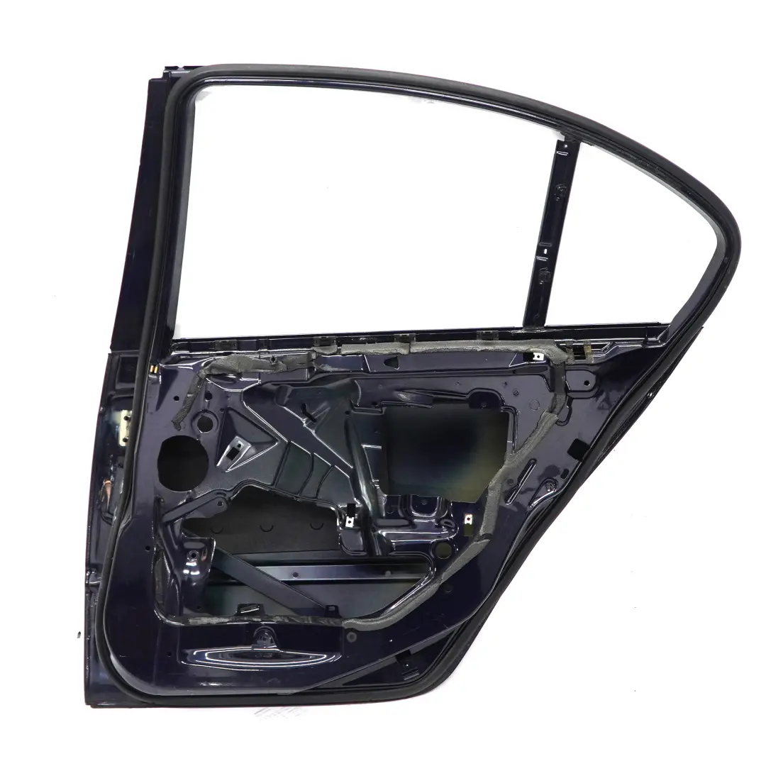 Drzwi Prawe Prawy Tył Niebieski Metalik - 317 do BMW E46 Sedan o numerze 7034154 BMW E46 Sedan Drzwi Prawe Prawy Tył Niebieski Metalik - 317 - SKU 7034154-OB - Numer Części 7034154