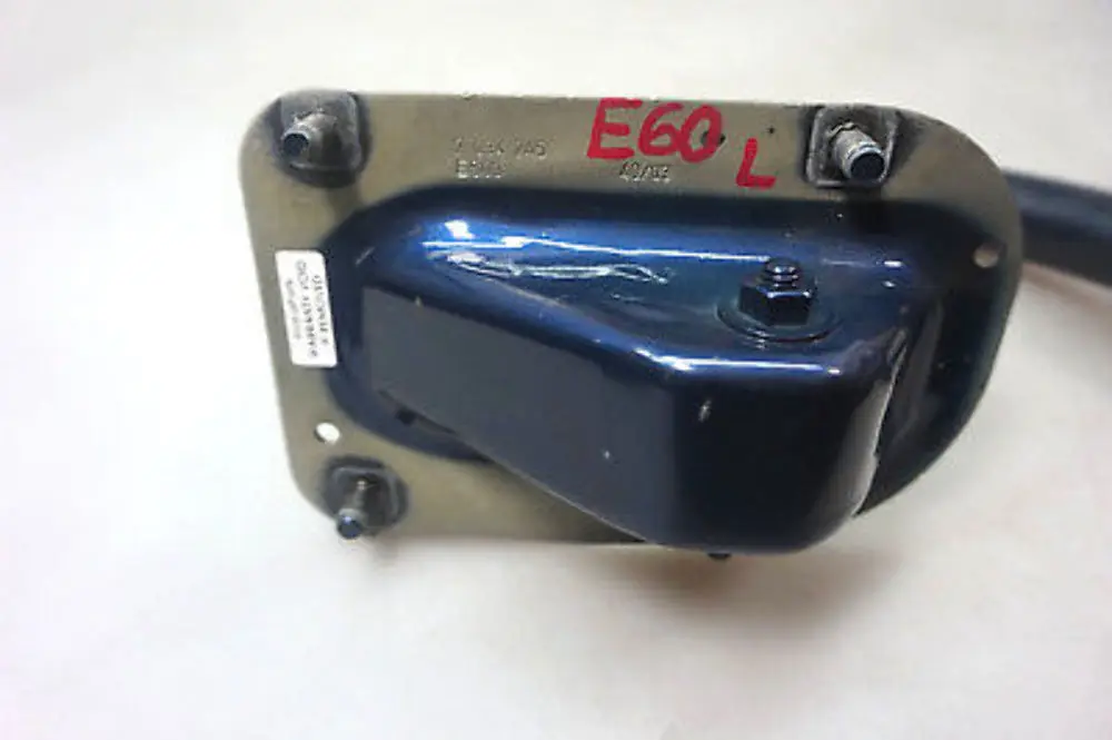 BMW E60 zawias klapy lewy tył blue - SKU 7034245-3 - Numer Części 7034245