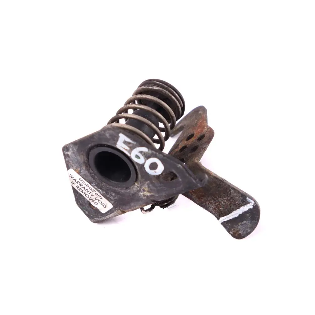 Rygiel zamek zaczep silnika maski do BMW E60 E61 o numerze 7034256 BMW E60 E61 Rygiel zamek zaczep silnika maski - SKU 7034256 - Numer Części 7034256