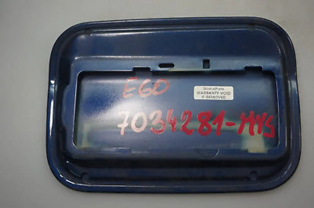 Reihe E60 E61 Einfüllklappe Mysticblau Metallic 5117 für BMW 5 mit Teilenummer 7034281 BMW 5 Reihe E60 E61 Einfüllklappe Mysticblau Metallic 5117 - SKU 7034281-MYS - Teilenummer 7034281