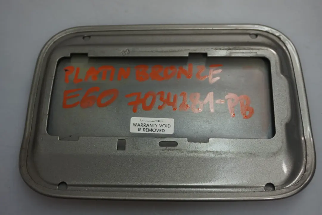 Cache pour Reservoir ML Chacun 5117 pour BMW 5 Serie E60 E61 LCI à propos du numéro de pièce 7034281 BMW 5 Serie E60 E61 LCI Cache pour Reservoir ML Chacun 5117 - SKU 7034281-PB - Numéro de pièce 7034281