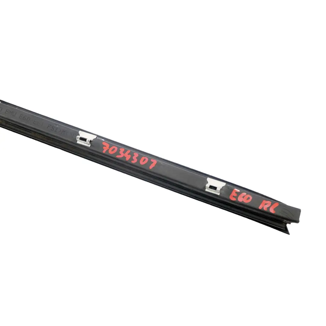 BMW E60 M5 E60N E61 E61N LCI Schachtabdichtung L'Porte Arriere Gauche - SKU 7034307 - Numéro de pièce 51227034307