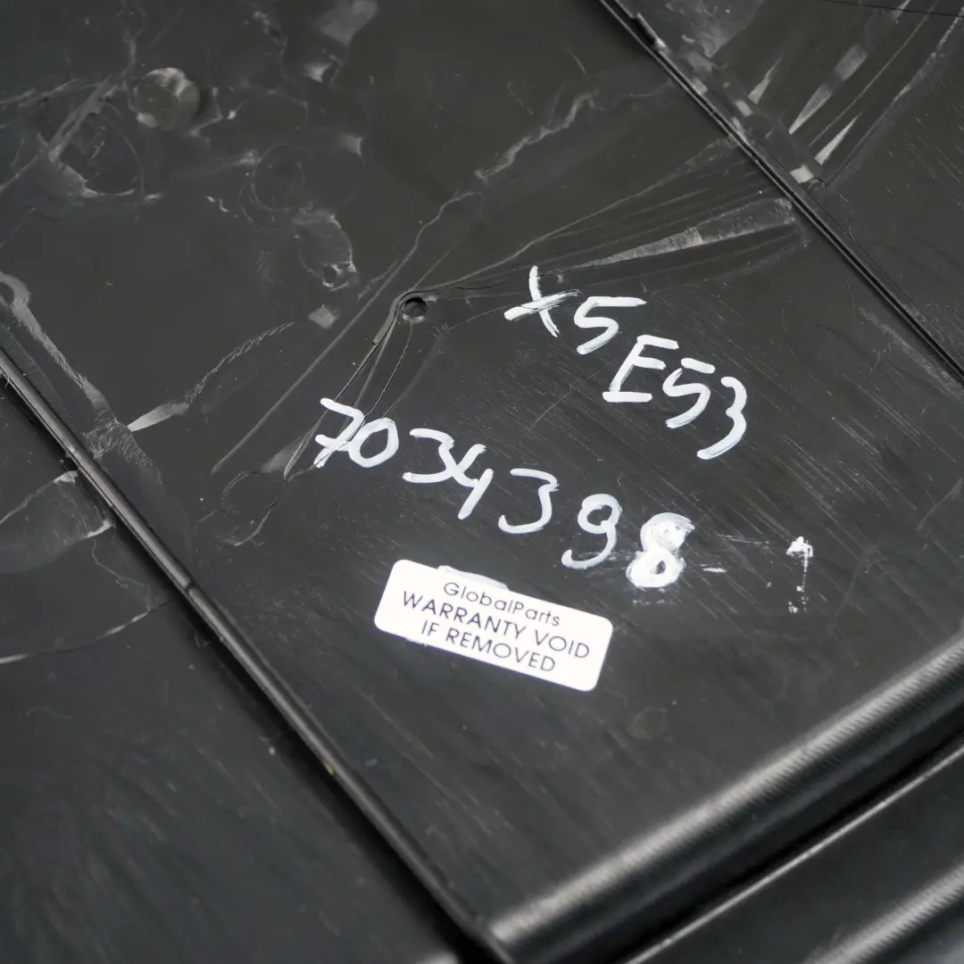 Rumble Tronc Carenage Lateral Droite Gris pour BMW X5 E53 à propos du numéro de pièce 7034398 BMW X5 E53 Rumble Tronc Carenage Lateral Droite Gris - SKU 7034398 - Numéro de pièce 7034398
