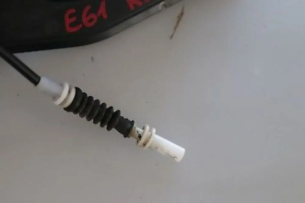 Complete Door Handle Rear Left N/S Spacegrau Metallic to BMW E60 E61 with Part number 7034543 BMW E60 E61 Complete Door Handle Rear Left N/S Spacegrau Metallic - SKU 7034543-SCG - Part number 7034543