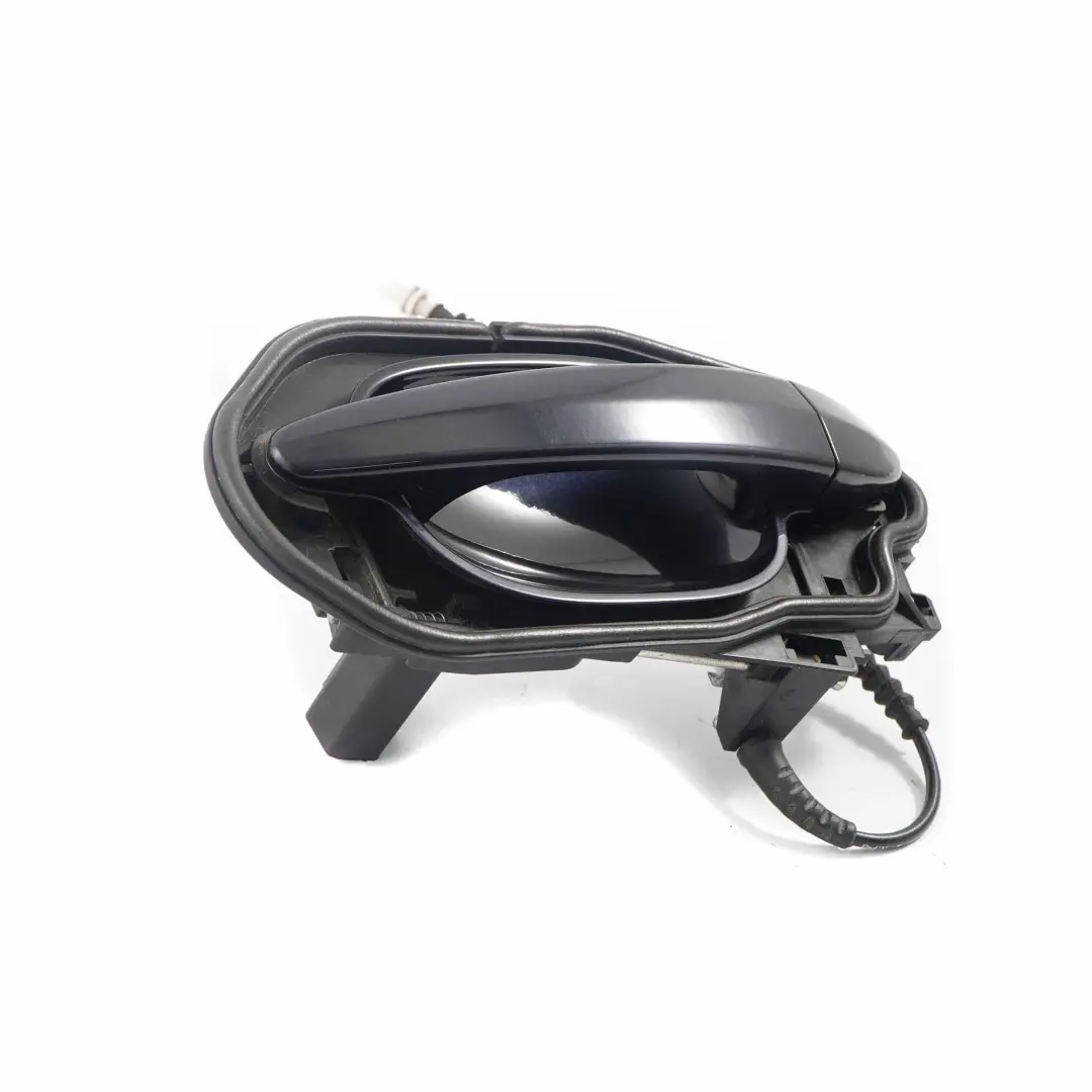 Klamka Drzwi Prawy Tył Monacoblau do BMW E60 E61 o numerze 7034571 BMW E60 E61 Klamka Drzwi Prawy Tył Monacoblau - SKU 7034571-MB1 - Numer Części 7034571