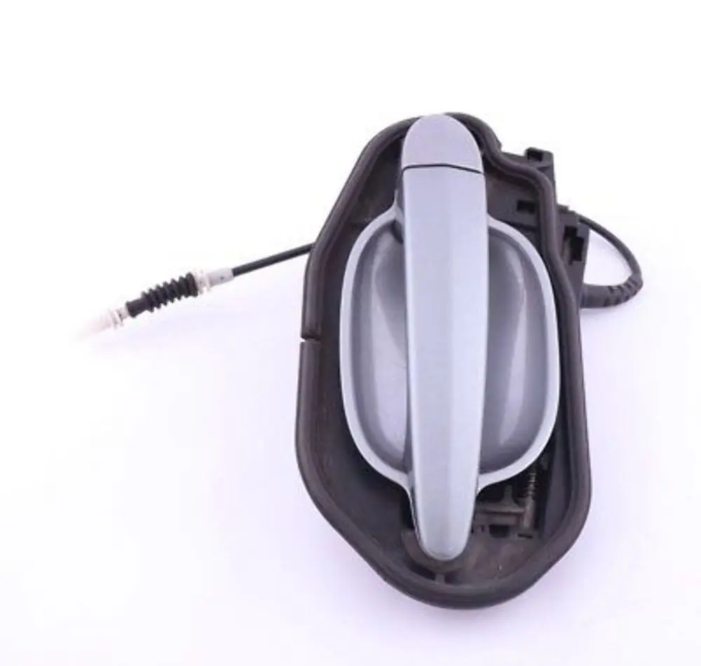 Griffbügel Bowdenzug hinten rechts Silbergrau für BMW 5 er E60 E61 mit Teilenummer 7034571 BMW 5 er E60 E61 Griffbügel Bowdenzug hinten rechts Silbergrau - SKU 7034571-SBG - Teilenummer 7034571