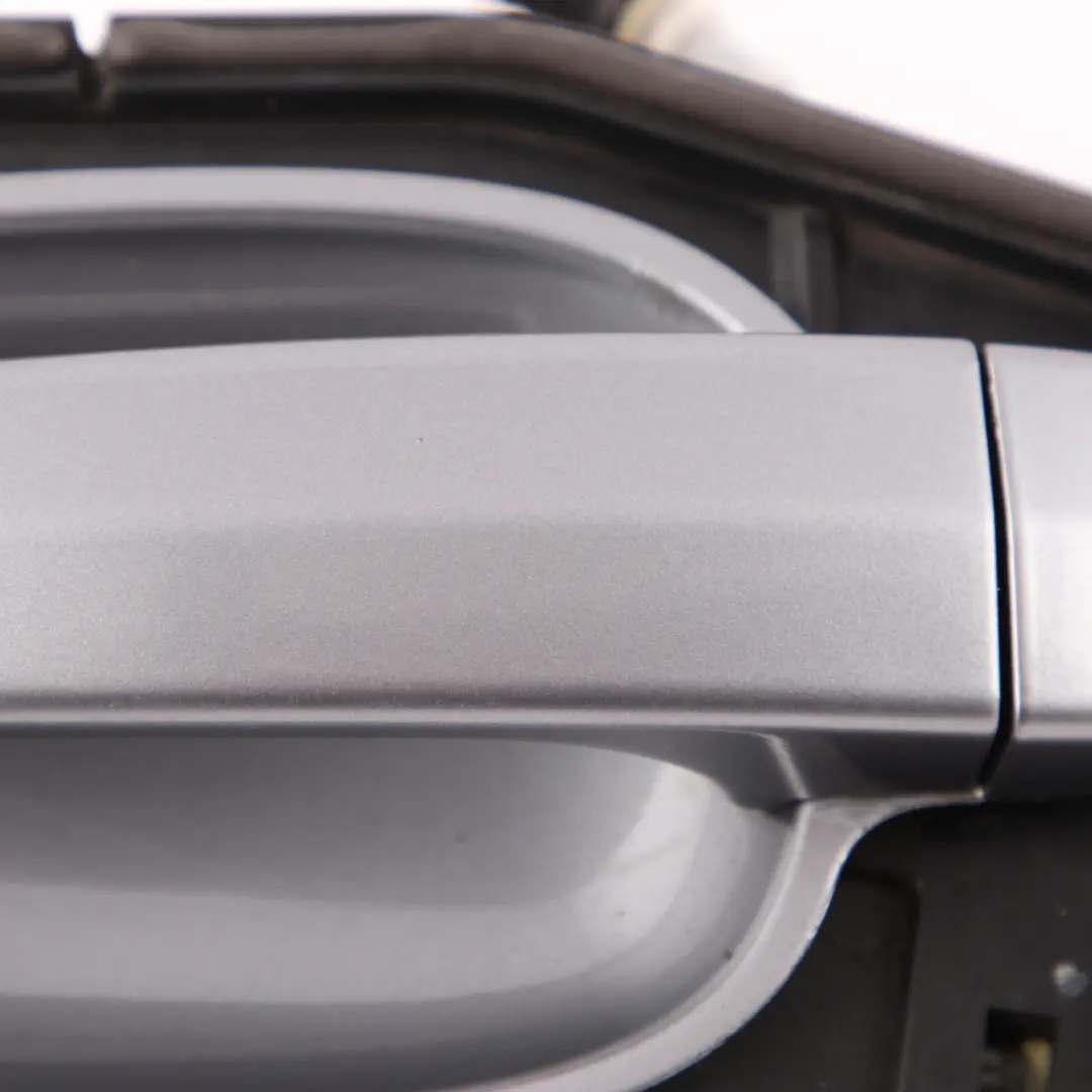 Grab Handle Door BMW E60 E61 Complete Rear Right O/S Silbergrau Silver Grey A08 to with Part number 7034571 Grab Handle Door BMW E60 E61 Complete Rear Right O/S Silbergrau Silver Grey A08 - SKU 7034571-SBG2 - Part number 7034571