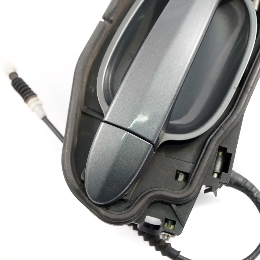 Door Handle BMW E60 E61 Grab Rear Left N/S Titangrau Titanium Grey Metallic A36 to with Part number 7034571 Door Handle BMW E60 E61 Grab Rear Left N/S Titangrau Titanium Grey Metallic A36 - SKU 7034571-TGR - Part number 7034571