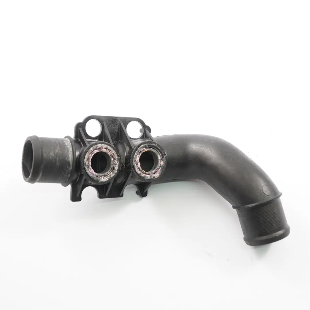 Tuyau d'eau de refroidissement pour Renault Master Trafic 3 à propos du numéro de pièce 70346762 Renault Master Trafic 3 Tuyau d'eau de refroidissement - SKU 70346762 - Numéro de pièce 70346762