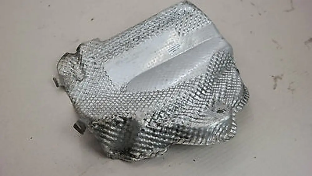 Left Rear Wheel Heat Insulator Housing N/S to BMW 7 Series E65 E66 E67 with Part number 7035353 BMW 7 Series E65 E66 E67 Left Rear Wheel Heat Insulator Housing N/S - SKU 7035353 - Part number 7035353