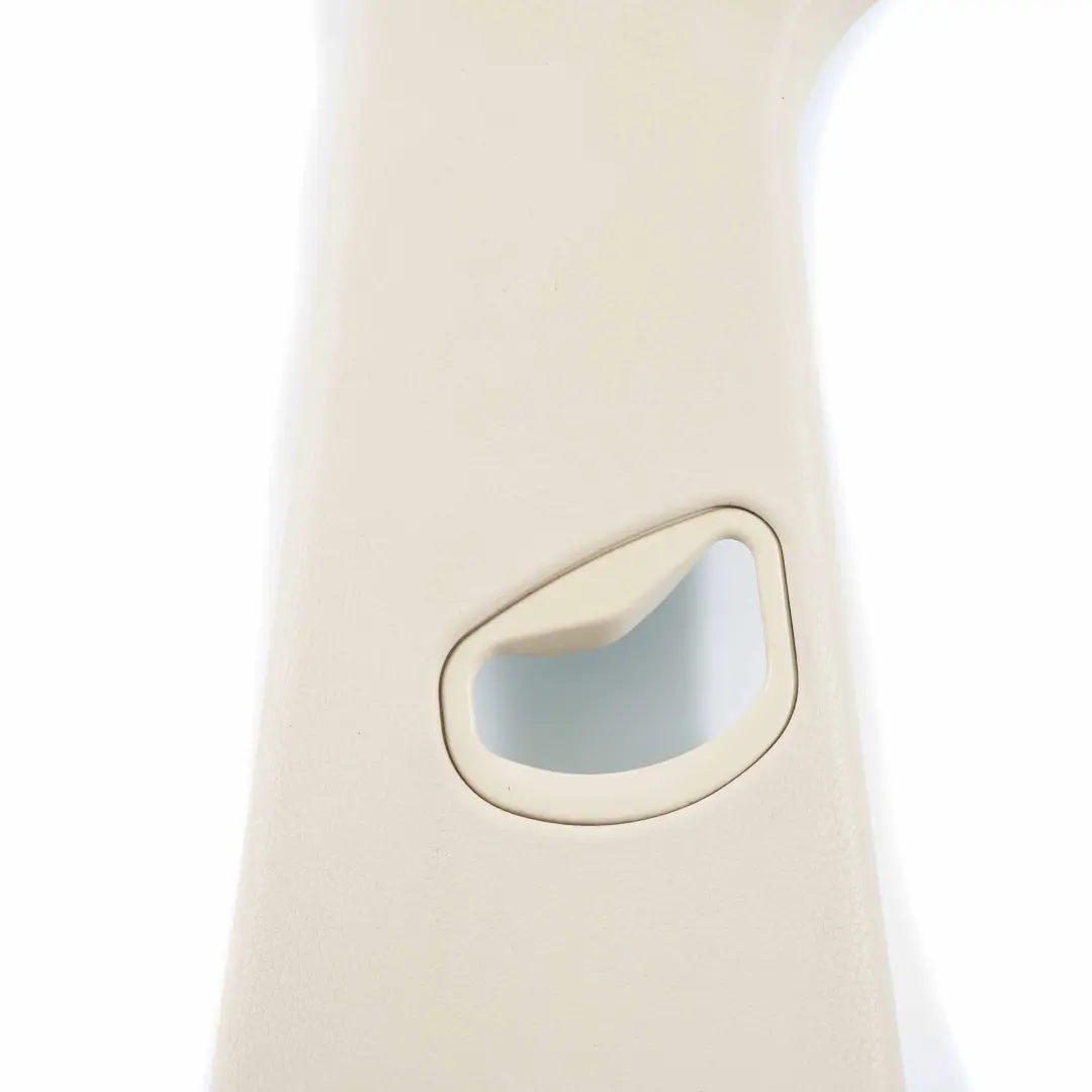 Tapa Panel Recorte Inferior Columna Central Izquierda Beige para BMW E65 con número de pieza 7036871 BMW E65 Tapa Panel Recorte Inferior Columna Central Izquierda Beige - SKU 7036871 - Número de pieza 7036871