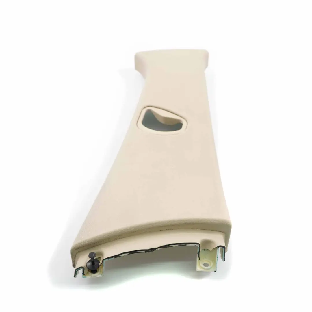 Osłona Słupka Górna Lewa Beż 9178751 do BMW E65 o numerze 7036872 BMW E65 Osłona Słupka Górna Lewa Beż 9178751 - SKU 7036872 - Numer Części 7036872