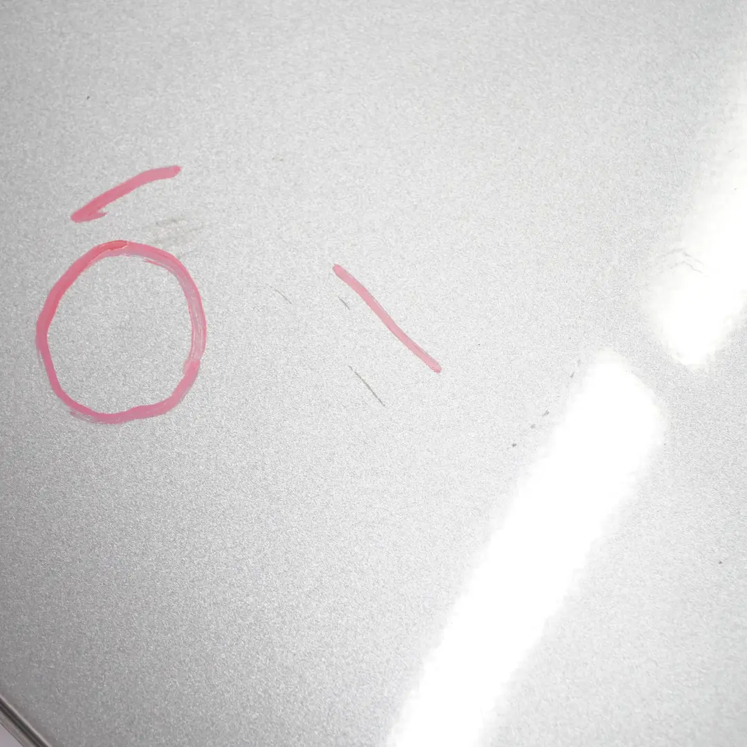 Anteriore destro Pannello laterale parafango Pure Silver 900 per Mini R50 R52 R53 con numero di parte 7037438 Mini R50 R52 R53 Anteriore destro Pannello laterale parafango Pure Silver 900 - SKU 7037438-PS2 - Numero di parte 7037438