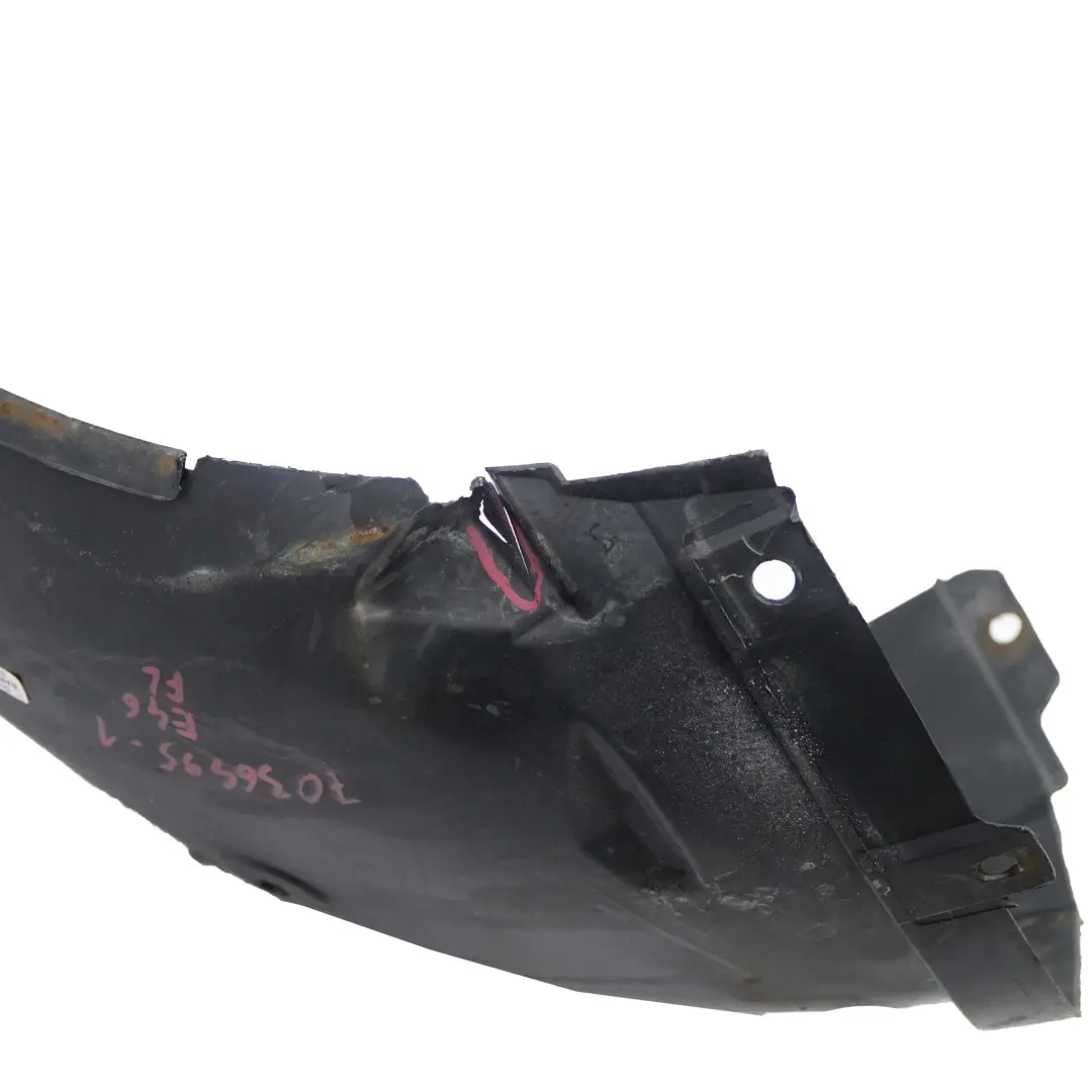 Revetement Passage de Roue Doublure a L'Avant Gauche pour BMW E46 à propos du numéro de pièce 7039677 BMW E46 Revetement Passage de Roue Doublure a L'Avant Gauche - SKU 7039677-1 - Numéro de pièce 7039677