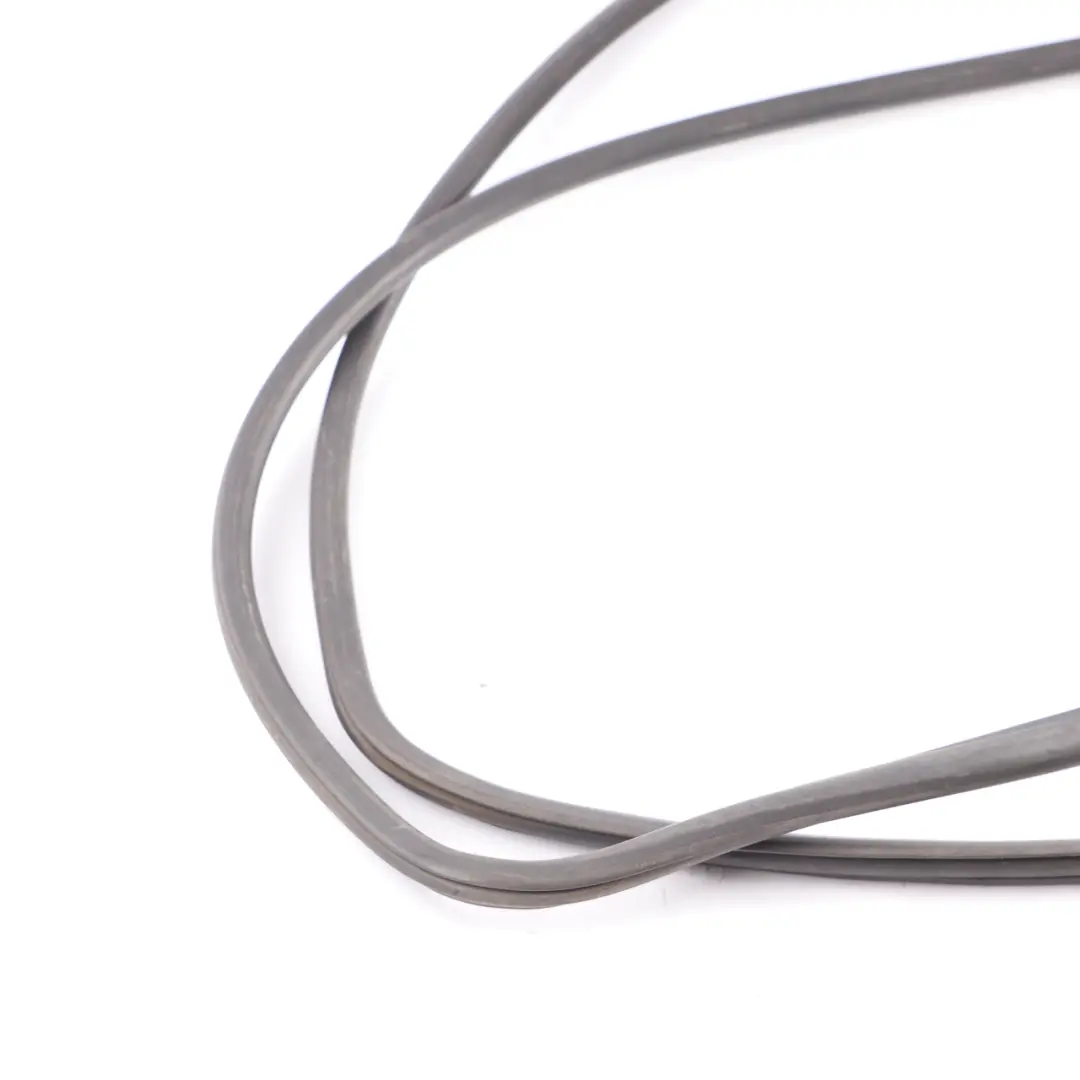Sliding Roof Seal Mini R50 R53 Sunroof Glass Sealing Gasket Rubber to with Part number 7039721 Sliding Roof Seal Mini R50 R53 Sunroof Glass Sealing Gasket Rubber - SKU 7039721 - Part number 7039721
