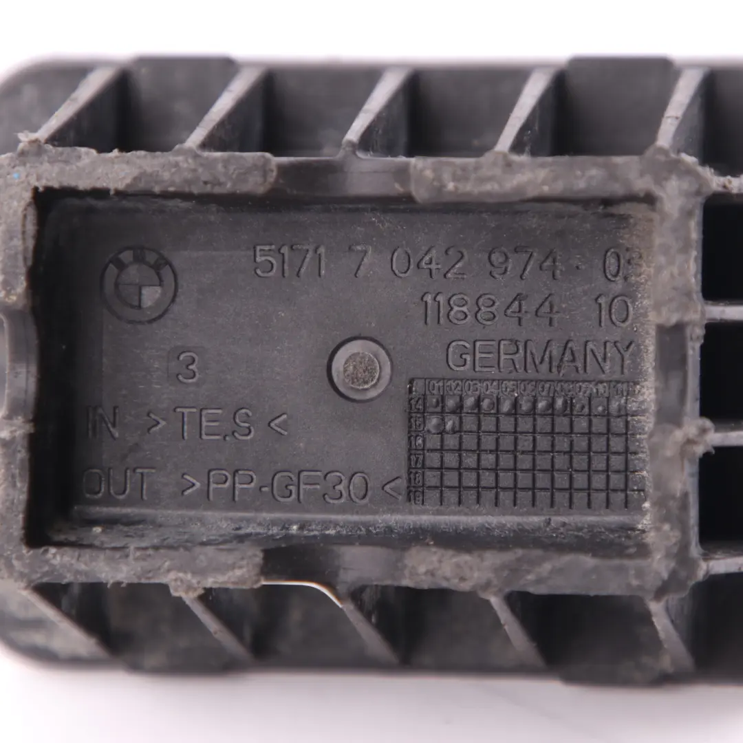 Jacking Point Jack Lifter Support Plate to BMW F01 F07 F45 i3 I01 with Part number 7042974 BMW F01 F07 F45 i3 I01 Jacking Point Jack Lifter Support Plate - SKU 7042974 - Part number 7042974