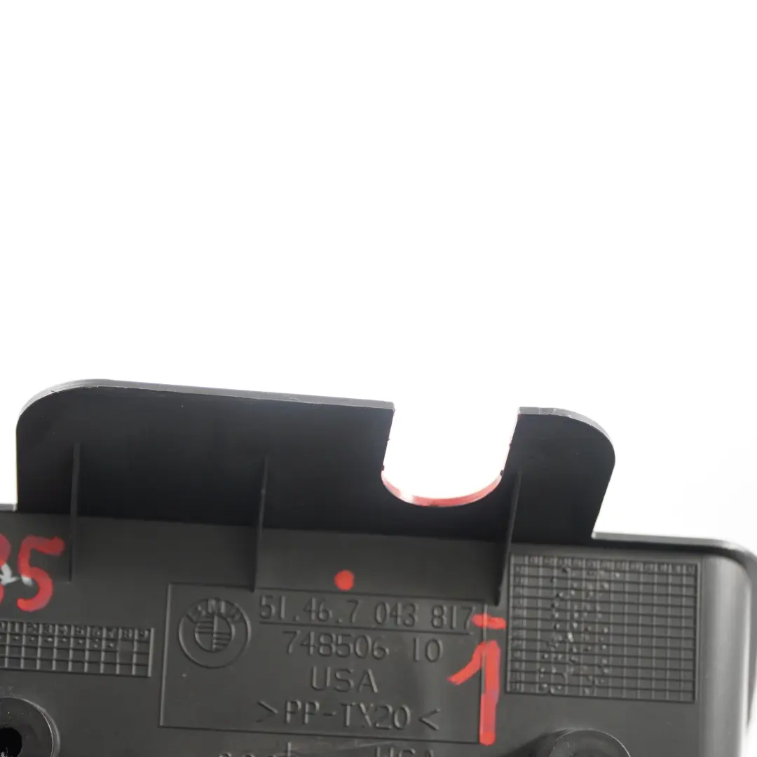 Ablagefach Mittelkonsole Schwarz für BMW Z4 E85 E86 1 mit Teilenummer 7043817 BMW Z4 E85 E86 1 Ablagefach Mittelkonsole Schwarz - SKU 7043817-1 - Teilenummer 7043817