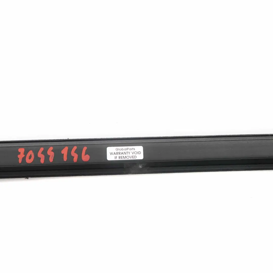 BMW E65 Plaque D'egout Interieur Droite - SKU 7044146 - Numéro de pièce 51357044146