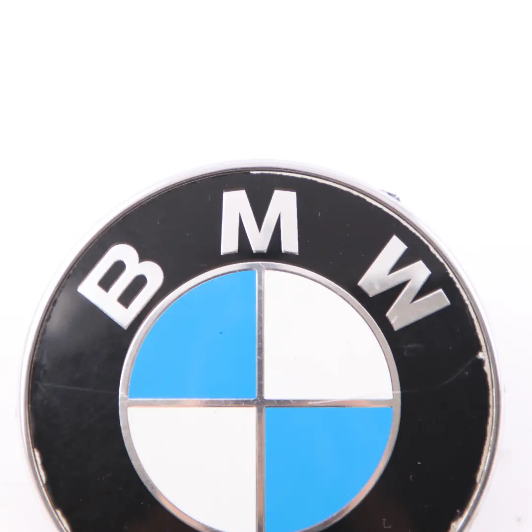 Front Wing Boot Badge Emblem Logo 70MM to BMW E85 E86 E89 Cabrio with Part number 7044207 BMW E85 E86 E89 Cabrio Front Wing Boot Badge Emblem Logo 70MM - SKU 7044207 - Part number 7044207