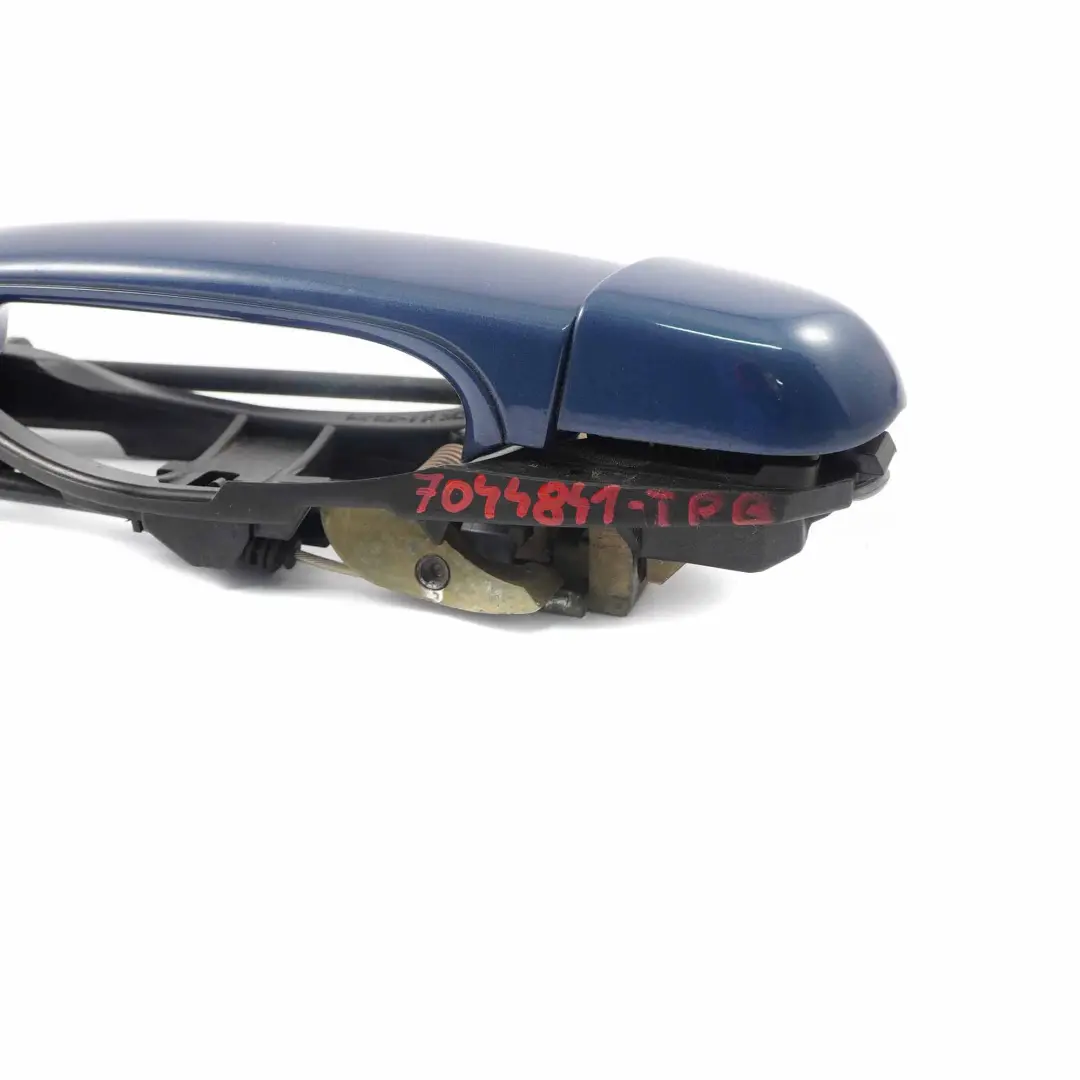 BMW E46 Berlina Maniglia porta posteriore sinistra Topasblau Topaz Blue - SKU 7044841-TPB - Numero di parte 7044841