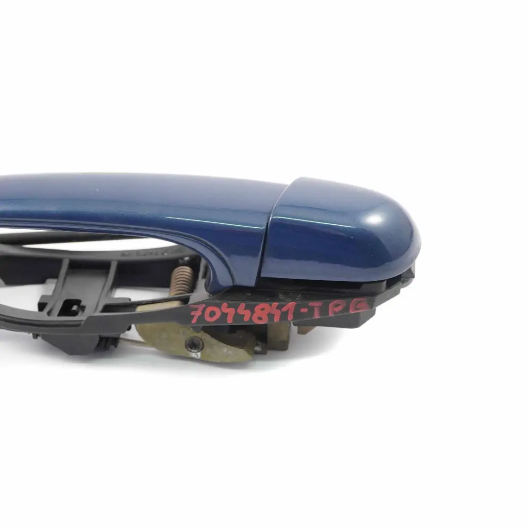 Klamka drzwi lewy tył Topasblau do BMW E46 Sedan o numerze 7044841 BMW E46 Sedan Klamka drzwi lewy tył Topasblau - SKU 7044841-TPB - Numer Części 7044841