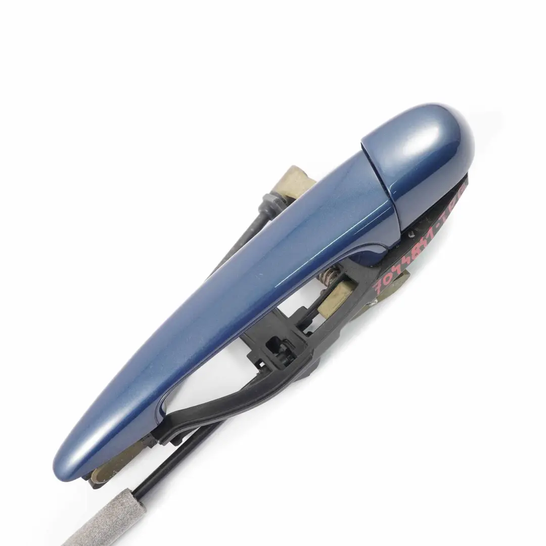 Tirador Exterior Puerta Trasera Izquierda Topasblau Topaz Blue para BMW E46 Berlina con número de pieza 7044841 BMW E46 Berlina Tirador Exterior Puerta Trasera Izquierda Topasblau Topaz Blue - SKU 7044841-TPB - Número de pieza 7044841