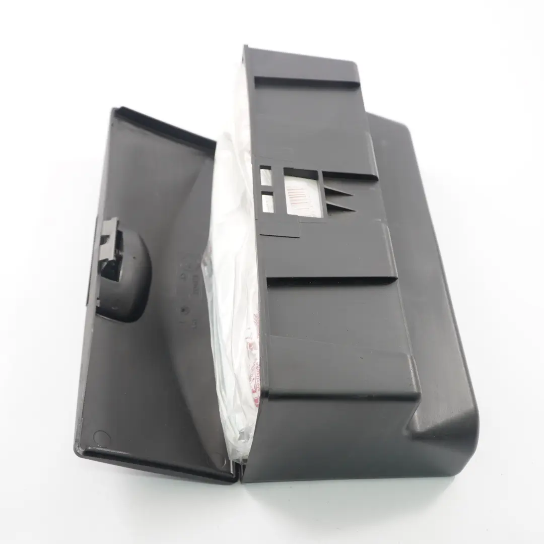 Montaje Asiento Emergencia Caja Primeros Auxilios para BMW X5 X3 E53 E83 E46 con número de pieza 7044958 BMW X5 X3 E53 E83 E46 Montaje Asiento Emergencia Caja Primeros Auxilios - SKU 7044958-1 - Número de pieza 7044958