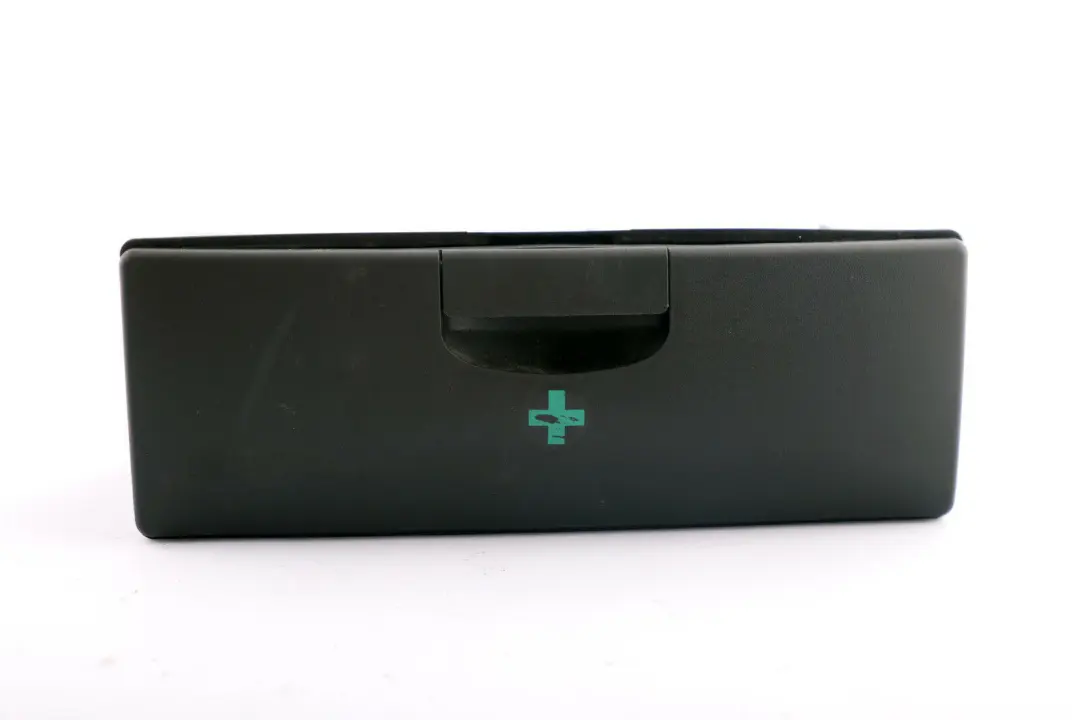 Pusta Apteczka Pierwszej Pomocy Schowek do BMW E46 X5 E53 X3 E83 o numerze 7044958 BMW E46 X5 E53 X3 E83 Pusta Apteczka Pierwszej Pomocy Schowek - SKU 7044958 - Numer Części 7044958