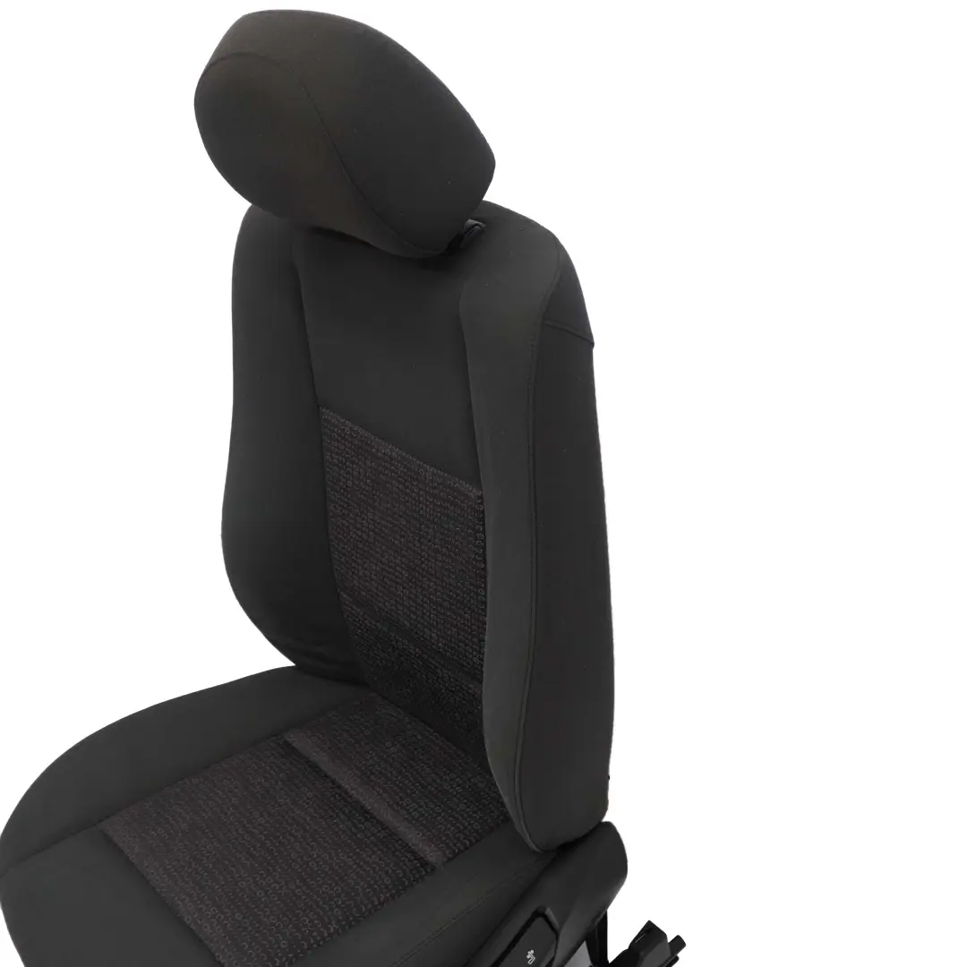 Fotel lewy przód materiał do BMW E46 Sedan Kombi o numerze 7045674 BMW E46 Sedan Kombi Fotel lewy przód materiał - SKU 7045674-1 - Numer Części 7045674