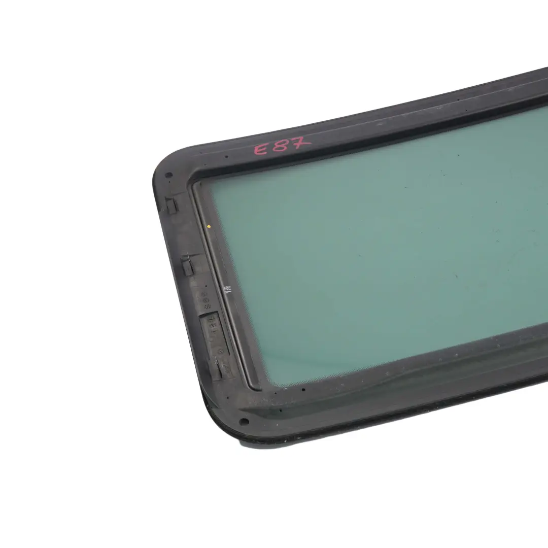 Couvercle Toit Schiebehebedach Verre Fenetre 8408047 pour BMW E81 E87 à propos du numéro de pièce 7046156 BMW E81 E87 Couvercle Toit Schiebehebedach Verre Fenetre 8408047 - SKU 7046156 - Numéro de pièce 7046156