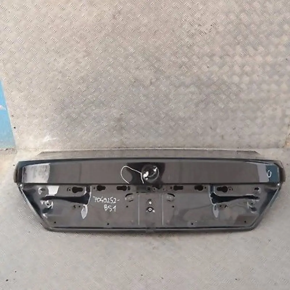 Genuine BMW 7 SERIES E65 E66 E67 Trunk Lid Boot Tailgate Black Sapphire Metallic to with Part number 41627049252 Genuine BMW 7 SERIES E65 E66 E67 Trunk Lid Boot Tailgate Black Sapphire Metallic - SKU 7049252-BS1 - Part number 41627049252