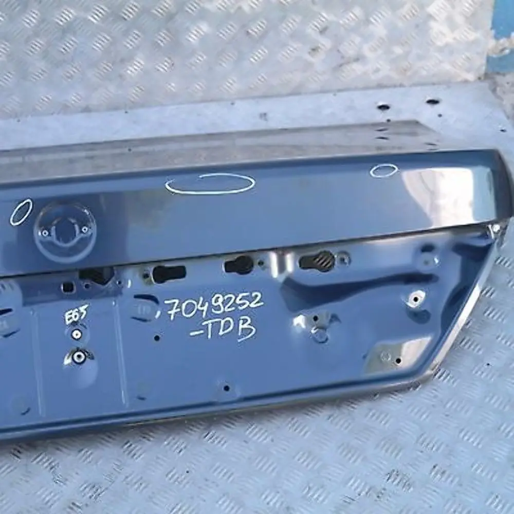 Genuine BMW 7 SERIES E65 E66 E67 Trunk Lid Boot Tailgate Toledoblau Toledo Blue to with Part number 7049252 Genuine BMW 7 SERIES E65 E66 E67 Trunk Lid Boot Tailgate Toledoblau Toledo Blue - SKU 7049252-TDB - Part number 7049252
