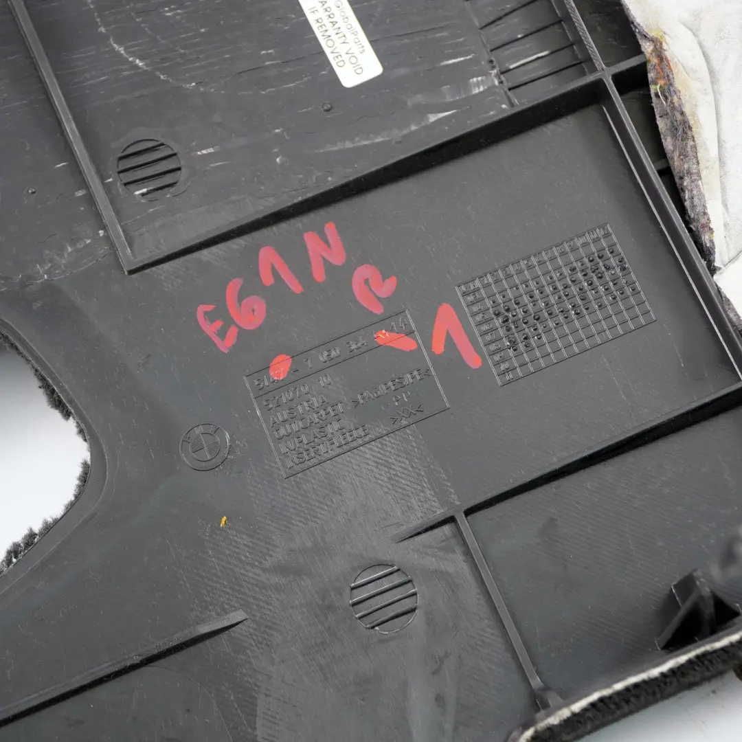 *BMW 5 E61 Touring Gepäckraum Kofferaum Verkleidung Rechts Anthrazit für mit Teilenummer 7050364 *BMW 5 E61 Touring Gepäckraum Kofferaum Verkleidung Rechts Anthrazit - SKU 7050364-1 - Teilenummer 7050364