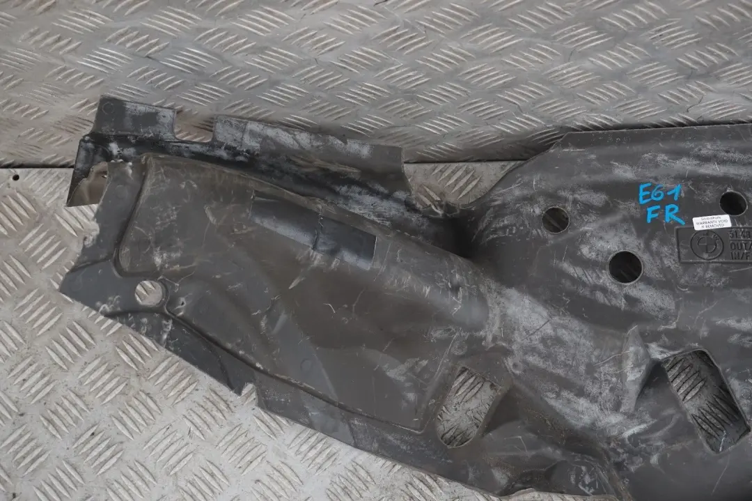 BMW E61 Wygłuszenie nadkola przednie przód prawe - SKU 7050382 - Numer Części 7050382