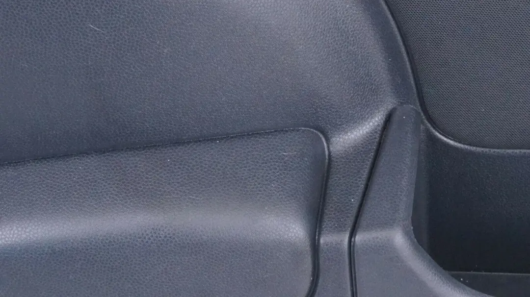 Trasero Izquierdo Lateral Panel Lateral Panther Negro para Mini Cooper R50 R53 con número de pieza 7050451 Mini Cooper R50 R53 Trasero Izquierdo Lateral Panel Lateral Panther Negro - SKU 7050451 - Número de pieza 7050451