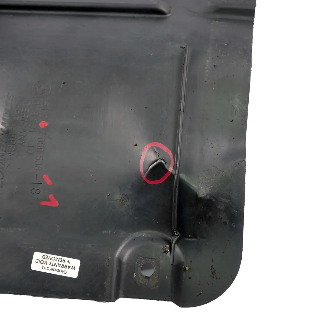 Copertura Passaruota Inferiore Anteriore Destro per BMW E60 E61 con numero di parte 7050538 BMW E60 E61 Copertura Passaruota Inferiore Anteriore Destro - SKU 7050538-1 - Numero di parte 7050538