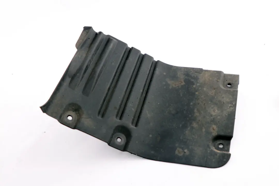 Arch Cover BMW E60 E61 Liner Housing Bottom Front Right O/S to Wheel with Part number 7050538 Wheel Arch Cover BMW E60 E61 Liner Housing Bottom Front Right O/S - SKU 7050538 - Part number 7050538