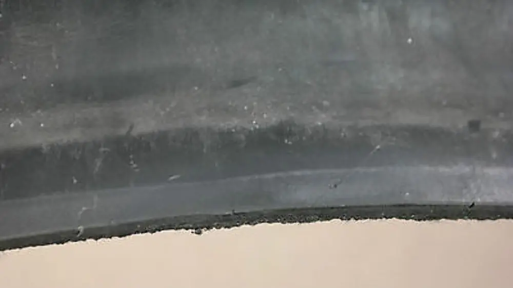 Isolamento Acustico Stirnwand Vano Motore Mi per BMW e60 e61 e63 e64 con numero di parte 51487050667 BMW e60 e61 e63 e64 Isolamento Acustico Stirnwand Vano Motore Mi - SKU 7050667 - Numero di parte 51487050667