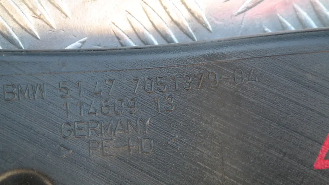  Kanał powietrza wlot nawiew lewy BMW e83 X3 - SKU 7051379 - Numer Części 51477051379