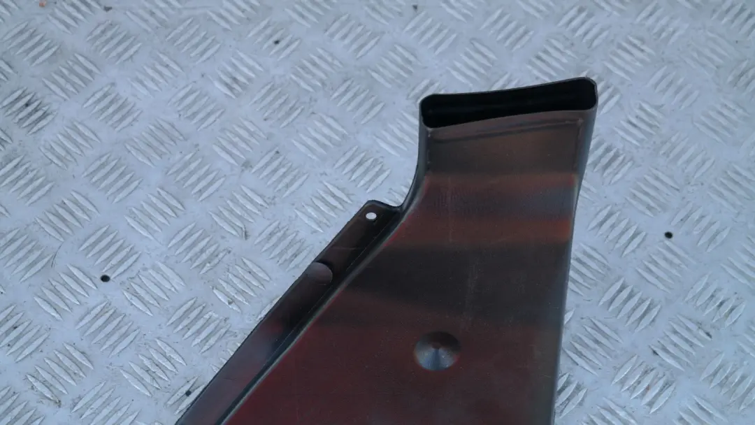 BMW X3 E83 E83N LCI CONDUCTO CALEFACCION TRASERA DERECHA 5147 - SKU 7051380 - Número de pieza 51477051380