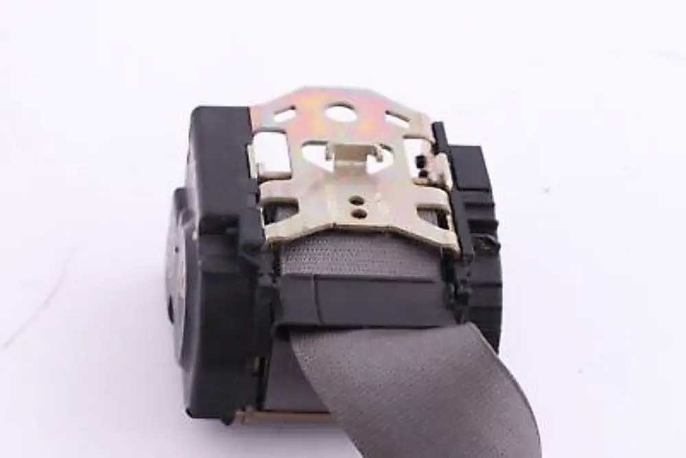 Upper Belt With Force Limiter Rear Right O/S Grau Grey to BMW X5 Series E53 with Part number 7051512 BMW X5 Series E53 Upper Belt With Force Limiter Rear Right O/S Grau Grey - SKU 7051512 - Part number 7051512