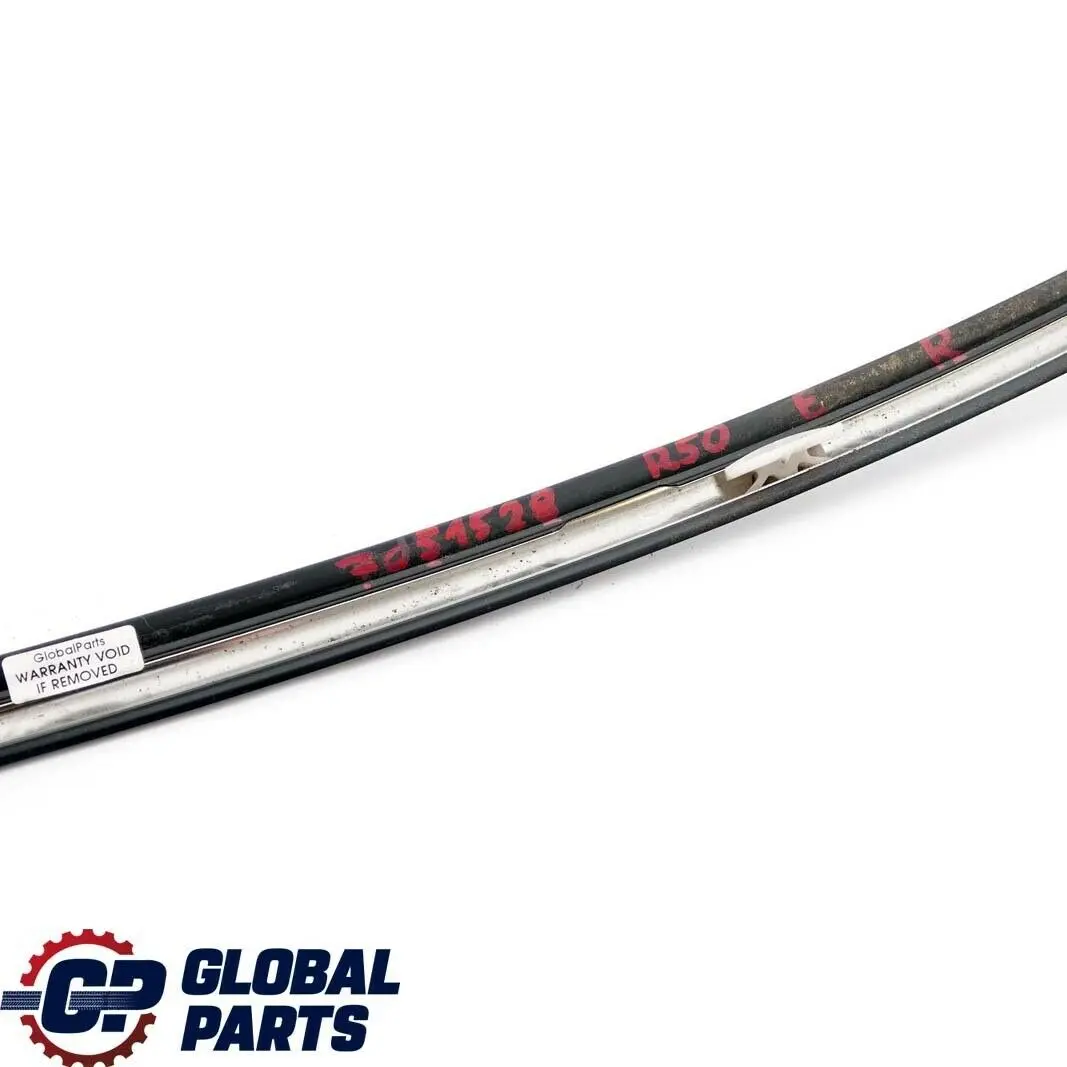 Listwa Szyby Prawa Chrom do Mini R50 R52 R53 o numerze 7051528 Mini R50 R52 R53 Listwa Szyby Prawa Chrom - SKU 7051528 - Numer Części 7051528