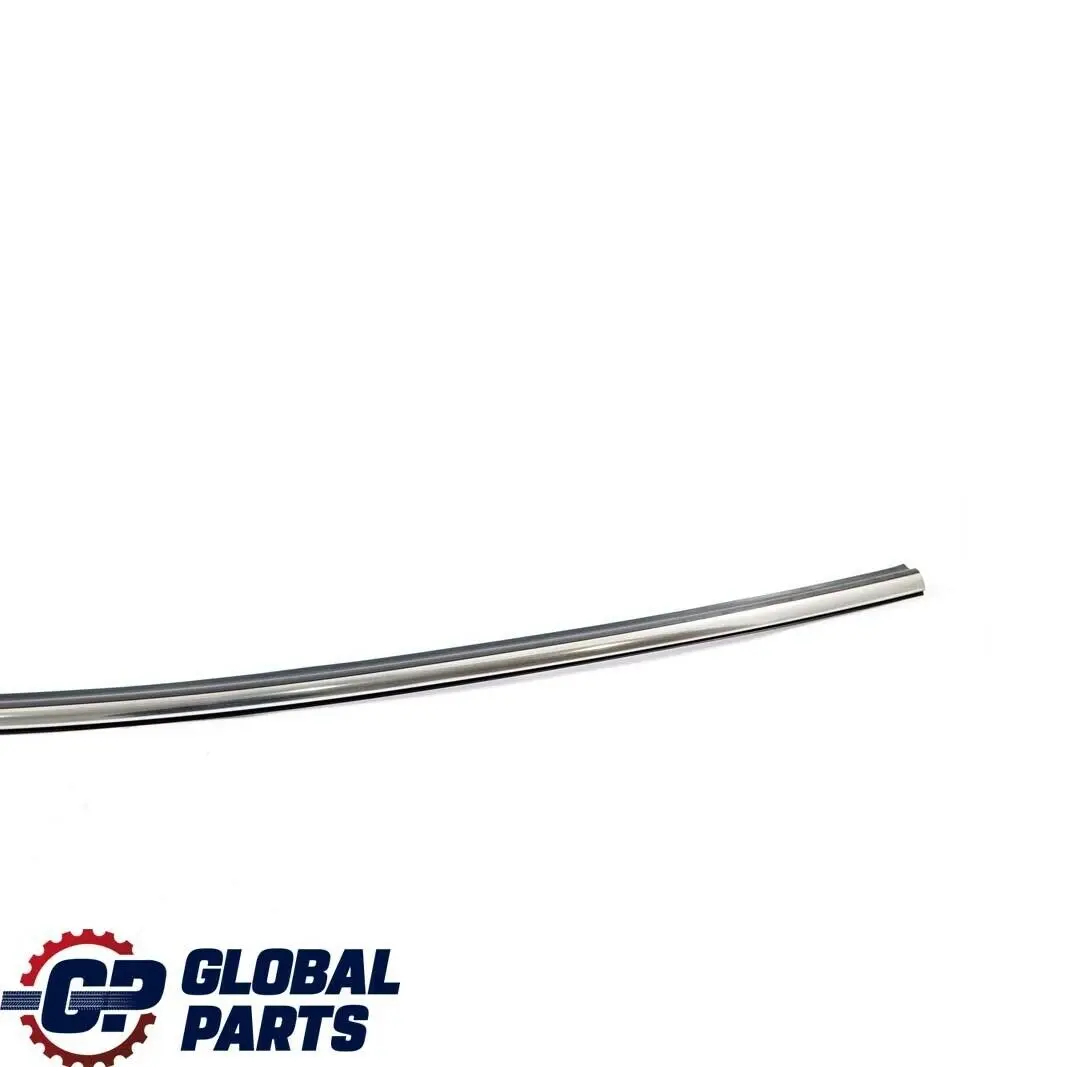 Revetement Pare-Brise en Bas a Droite pour Mini Cooper One R50 R52 R53 Jcw à propos du numéro de pièce 7051528 Mini Cooper One R50 R52 R53 Jcw Revetement Pare-Brise en Bas a Droite - SKU 7051528 - Numéro de pièce 7051528