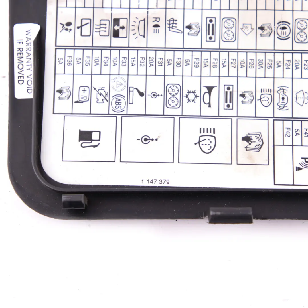 Mini R50 Couvercle Panneau Latéral Panther Black Label Boîte Fusibles - SKU 7051767 - Numéro de pièce 7051767