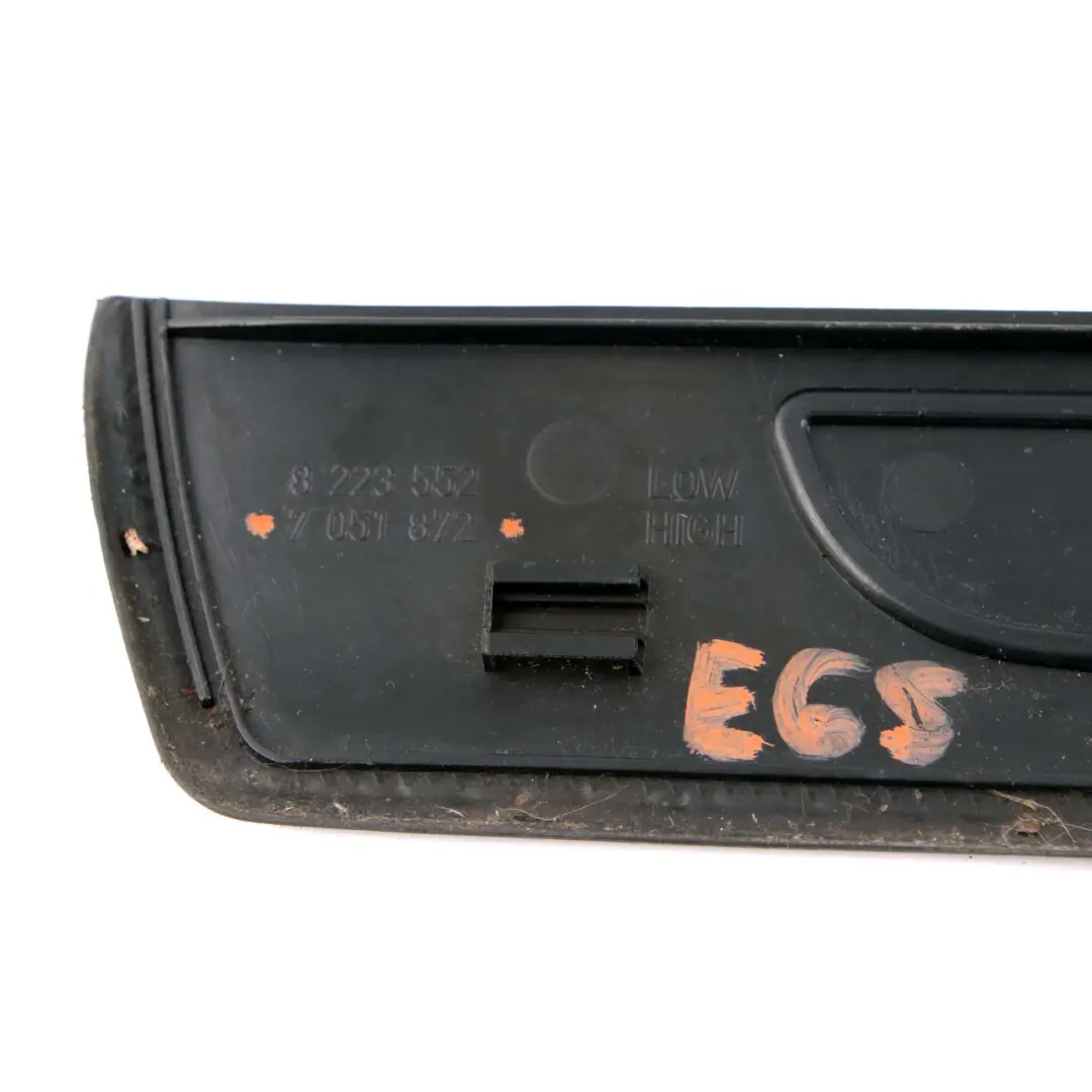 BMW E65 E66 E67 Delantera Derecha O / S Cubierta De Entrada Trim Dark Silver - SKU 7051872 - Número de pieza 7051872